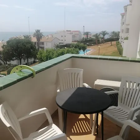 Family Pool & Apartman Sitges